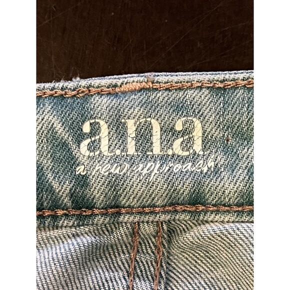 ANA A New Approach Jeans Womens 6 Light Wash Mid Rise Boyfriend Distressed - Picture 7 of 9